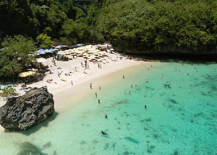 Jabeki Bingin Beach, *