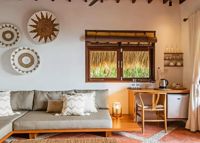 Jabeki Bingin Beach, Hotel Uluwatu