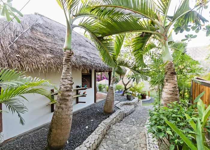 Jabeki Bingin Beach, Hotel Uluwatu