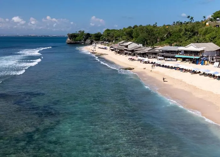 Jabeki Bingin Beach, Hotel Uluwatu